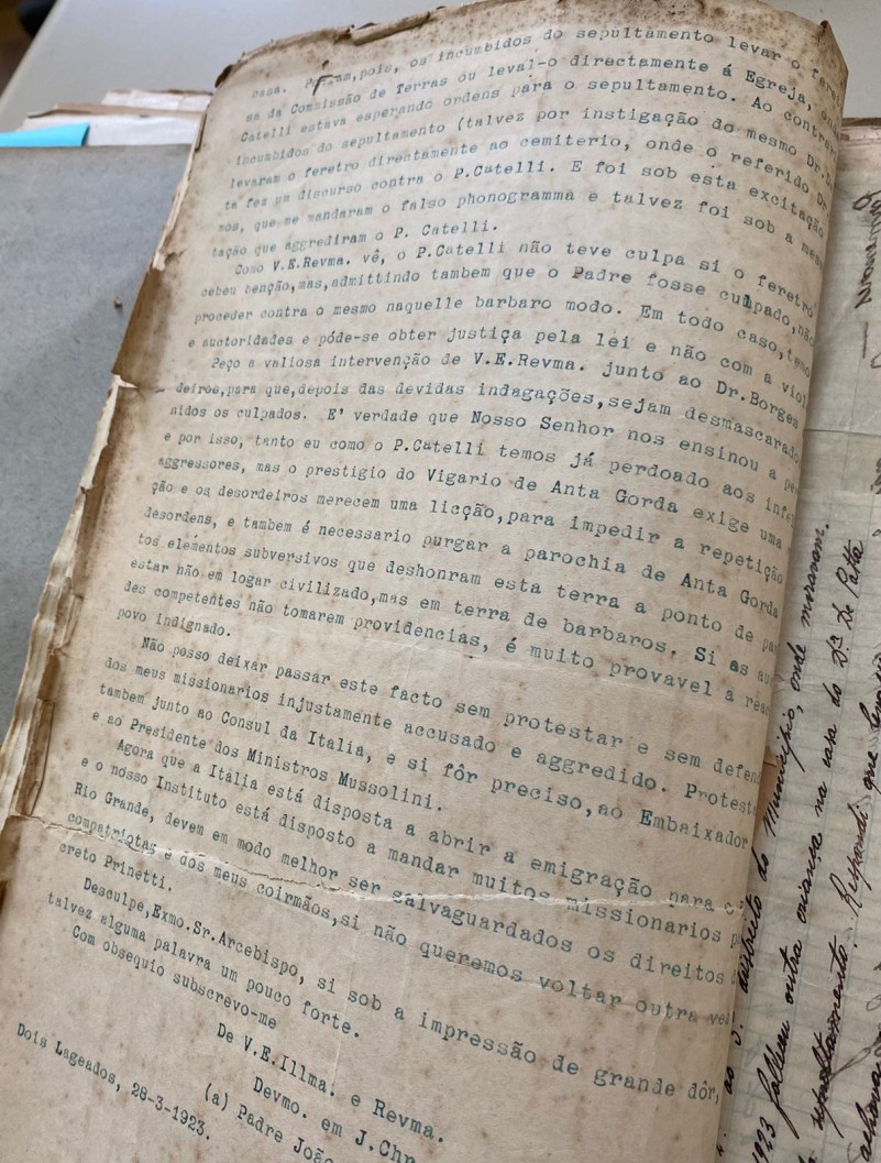 Todos contra o médico - Processo nº 582. Comarca de Encantado - Vara Cível e Crime - Crime - 1923